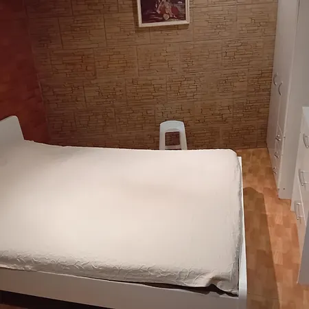 Apartment T1 Anexo *